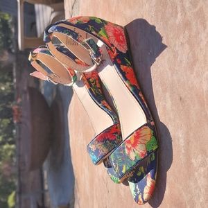 Diba London Floral Wedge Sandal sz 7